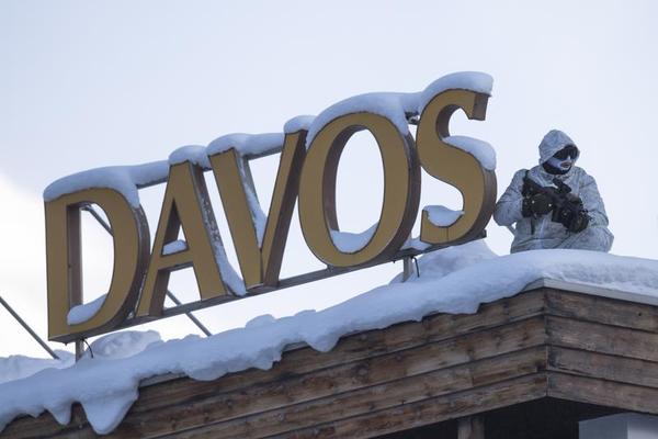 Davos Elites Struggle for Answers as Trump Era Dawns