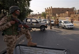 U.S. Watches on Sidelines as Iraq Unravels
