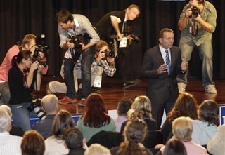 Australia Election: From Bizarre to Farcical