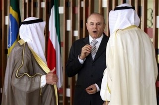 The Sunni Factor in Iran's Nuclear Calculus