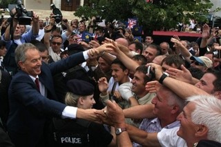 To Kosovans, Tony Blair Is a Hero