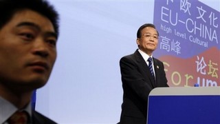 Why China Should Share Its Wealth