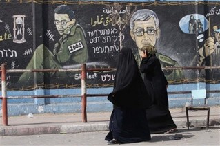 What Palestinians Say Online