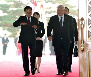 Panama's President: Trying on a Strongman Role?