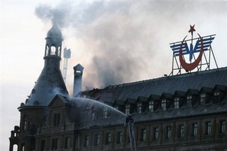 Istanbul in Twilight of Turkish Republic