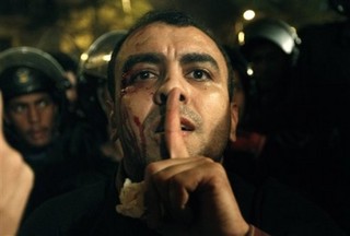 Muslims as Human Shields for Coptic Mass