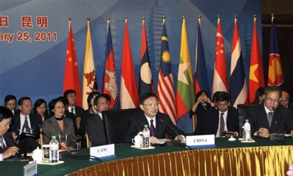 Obama Blunders By Losing Asia to China