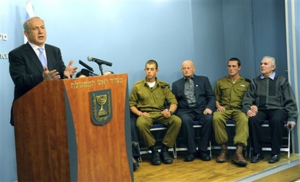 Israel's Natural Gas Find Distracting Netanyahu