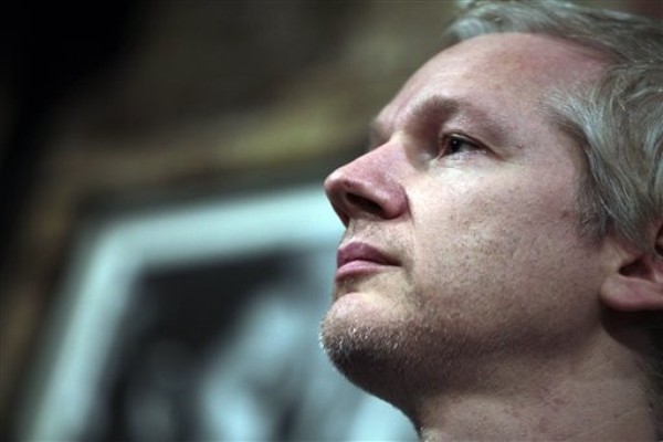 Drop the Charges Against Julian Assange