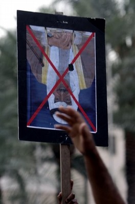 Will Bahrain Keep Its Monarchy?