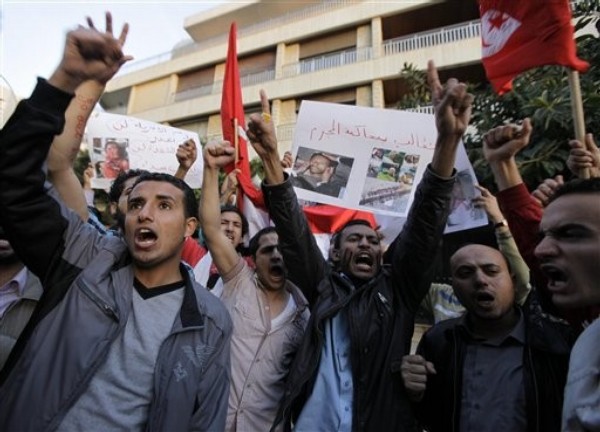 Ties That Bind Lebanon Are Fraying