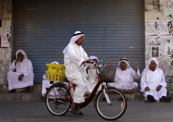 Throwing Money at the Mideast Won't Change It