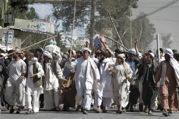 Taliban Exploit Afghan Social Tensions