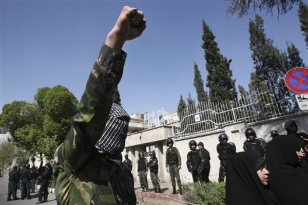 Kuwait Faces Invasion from Iran, Iraq