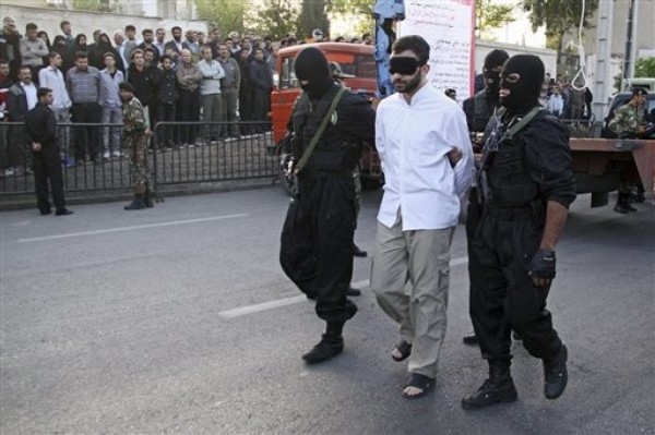 Can Non-Violence Work in Iran?