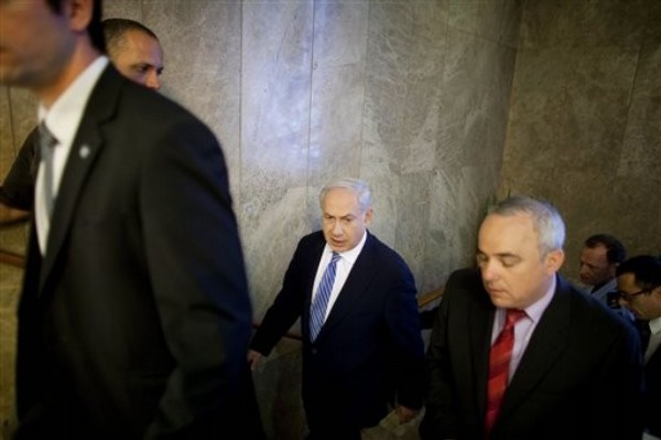 UN Should Control Mideast Peace Process