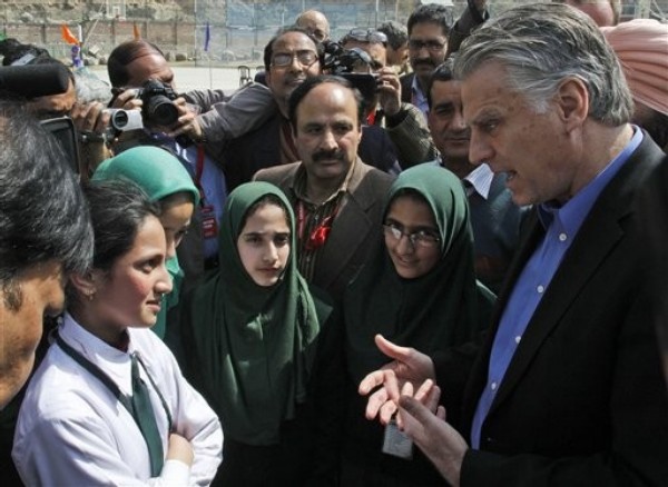 India, U.S.: Estranged Democracies?