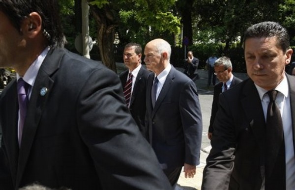 Debt and Taxes in the Eurozone