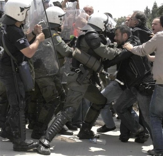 In Europe, Rifts Widen Over Greece