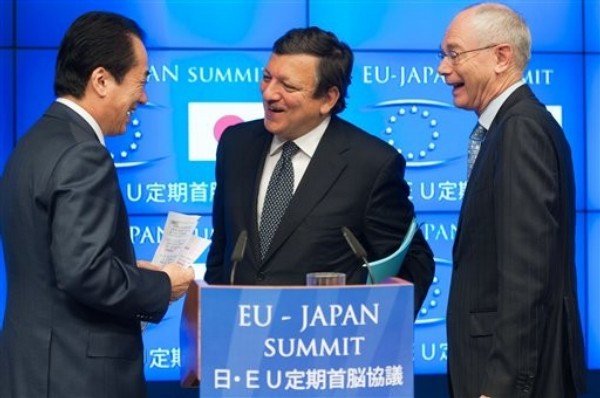 Japan Not Alone With Cozy Business Ties