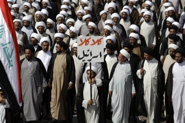 U.S. Braces for Withdrawal Along Iraqi Road