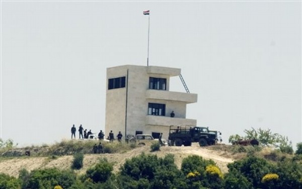 Turkish, Syrian Forces in Border Standoff