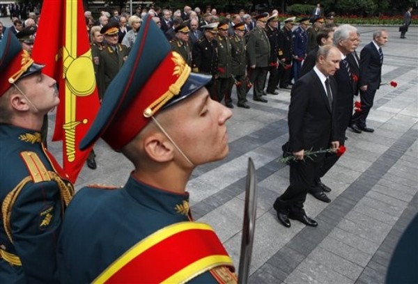 Allies, Not Russia Alone, Defeated Hitler