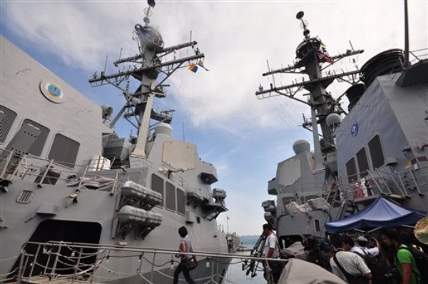 U.S. Balks at Arming the Philippines