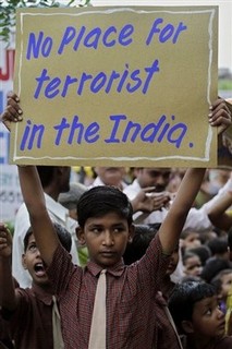 After Mumbai Bombing, Eyes on Pakistan