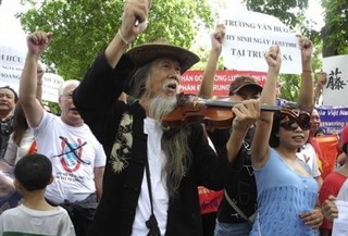 Can Democracy Survive an Aging Society?