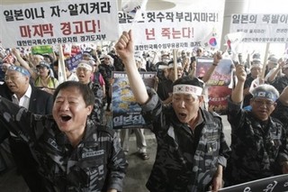 North Korea's Carrot-and-Stick Strategy