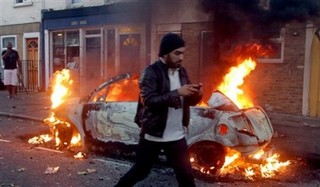 London Overwhelmed by Futureless Youth